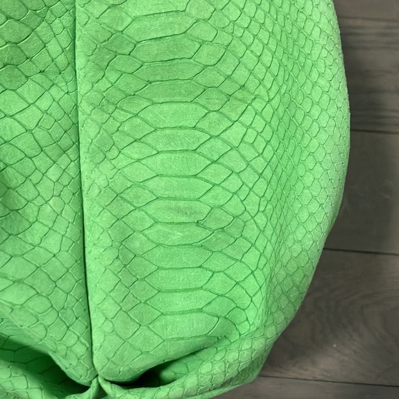 Y2K Vintage Bergē Snakeskin Pattern Leather Purse - Picture 12 of 14